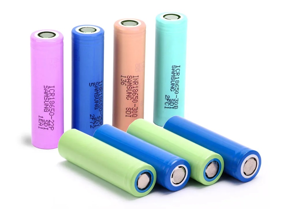 راحتترین روش ساخت پاوربانک در خانه 14 باتری ۱۸۶۵۰